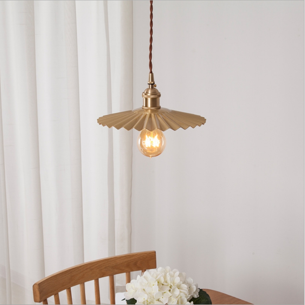 Interior Design Living Room And Kitchen - Lampu gantung desainer Jepang warna emas