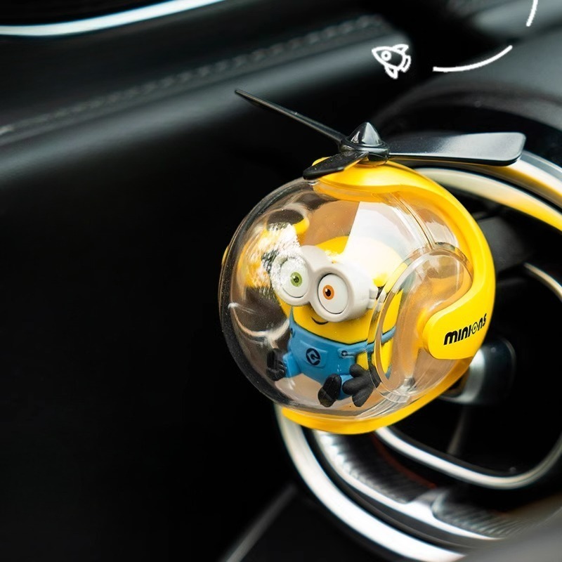 Penyegar Udara Mobil Minion, K - Interior Design Mockup ulasan dan harga