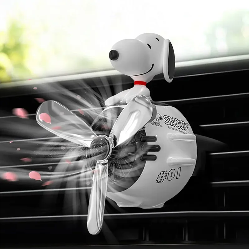 Pengharum Mobil Snoopy Pilot K - Interior Design Mockup ulasan dan harga